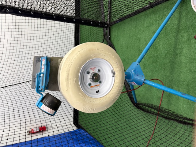 Pitching machine